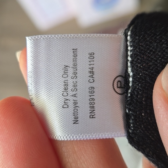 ATM Anthony Thomas Melillo Silk, Wool, And Cashmere Blend Colorblock Cardigan - Picture 10 of 10